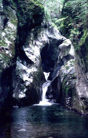 聖滝（拡大写真）